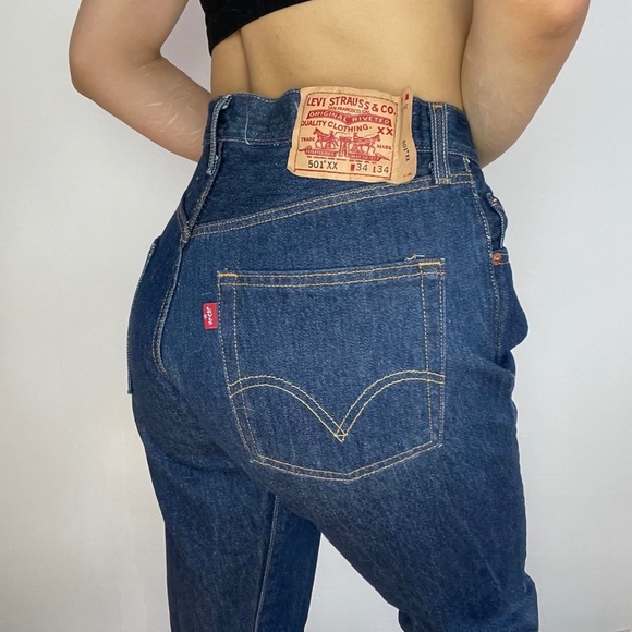 Dark blue Levi’s 501xx jeans - Picture 2 of 4